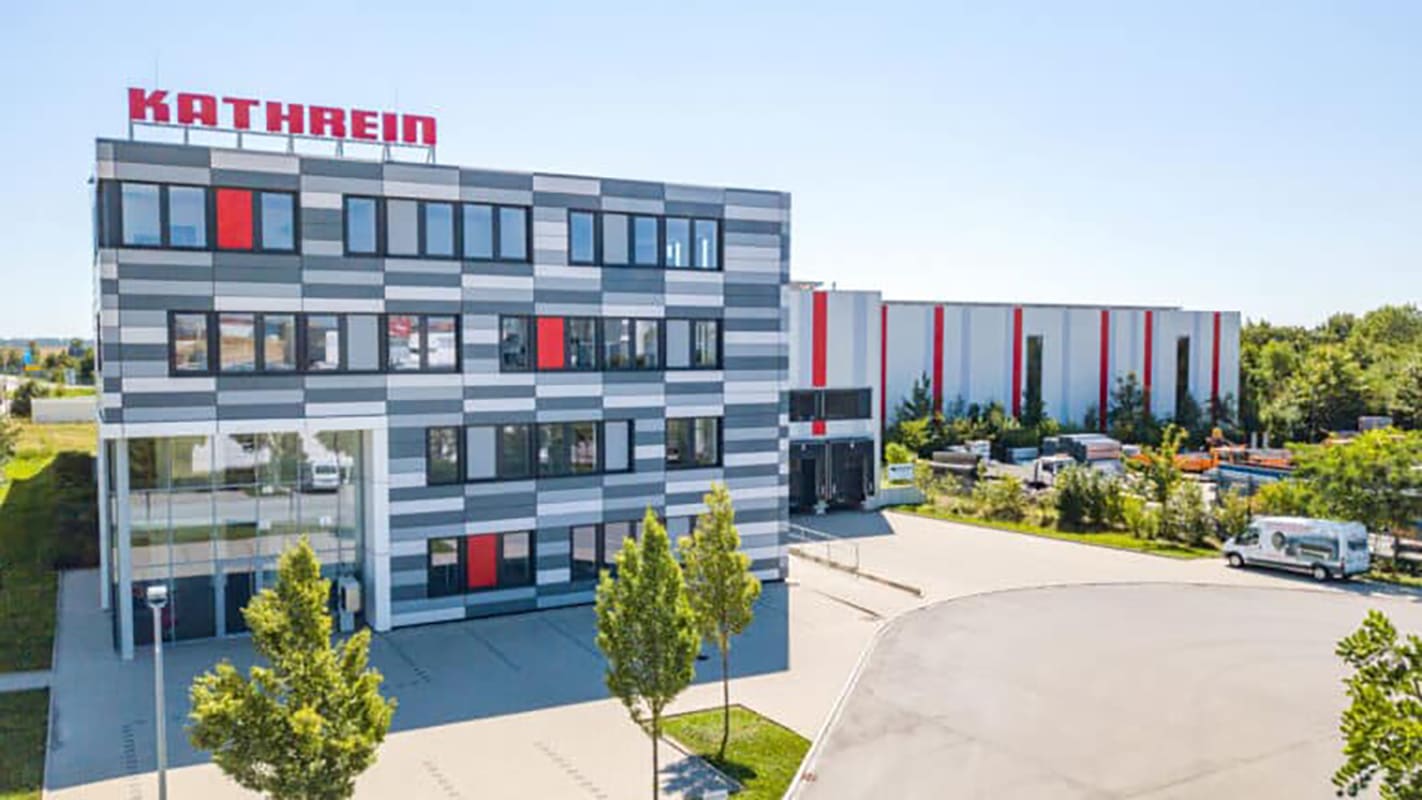 RS12885_ulm_vorne_links_weit-lpr-768x576